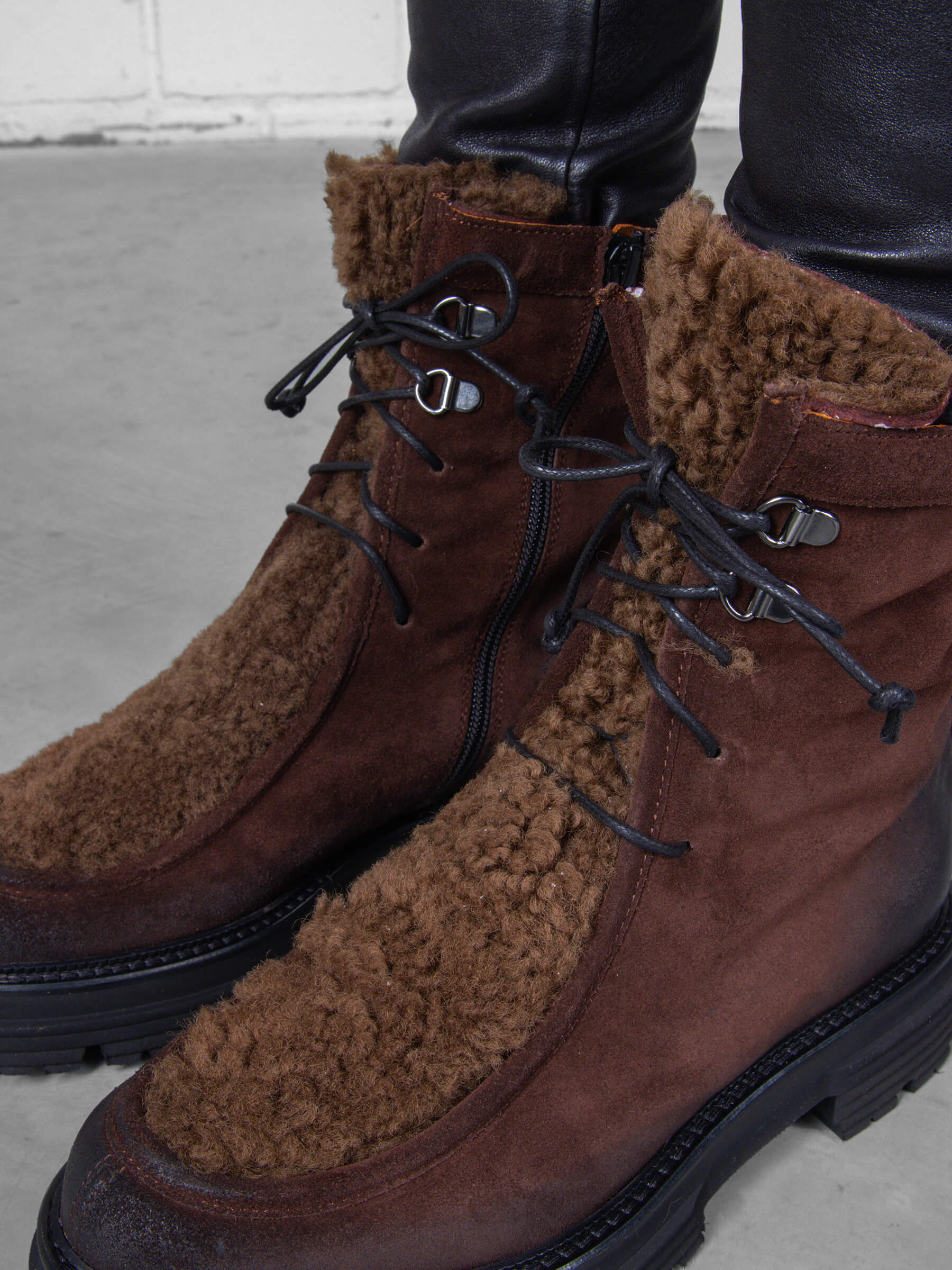 Lammfell Stiefeletten dunkelbraun