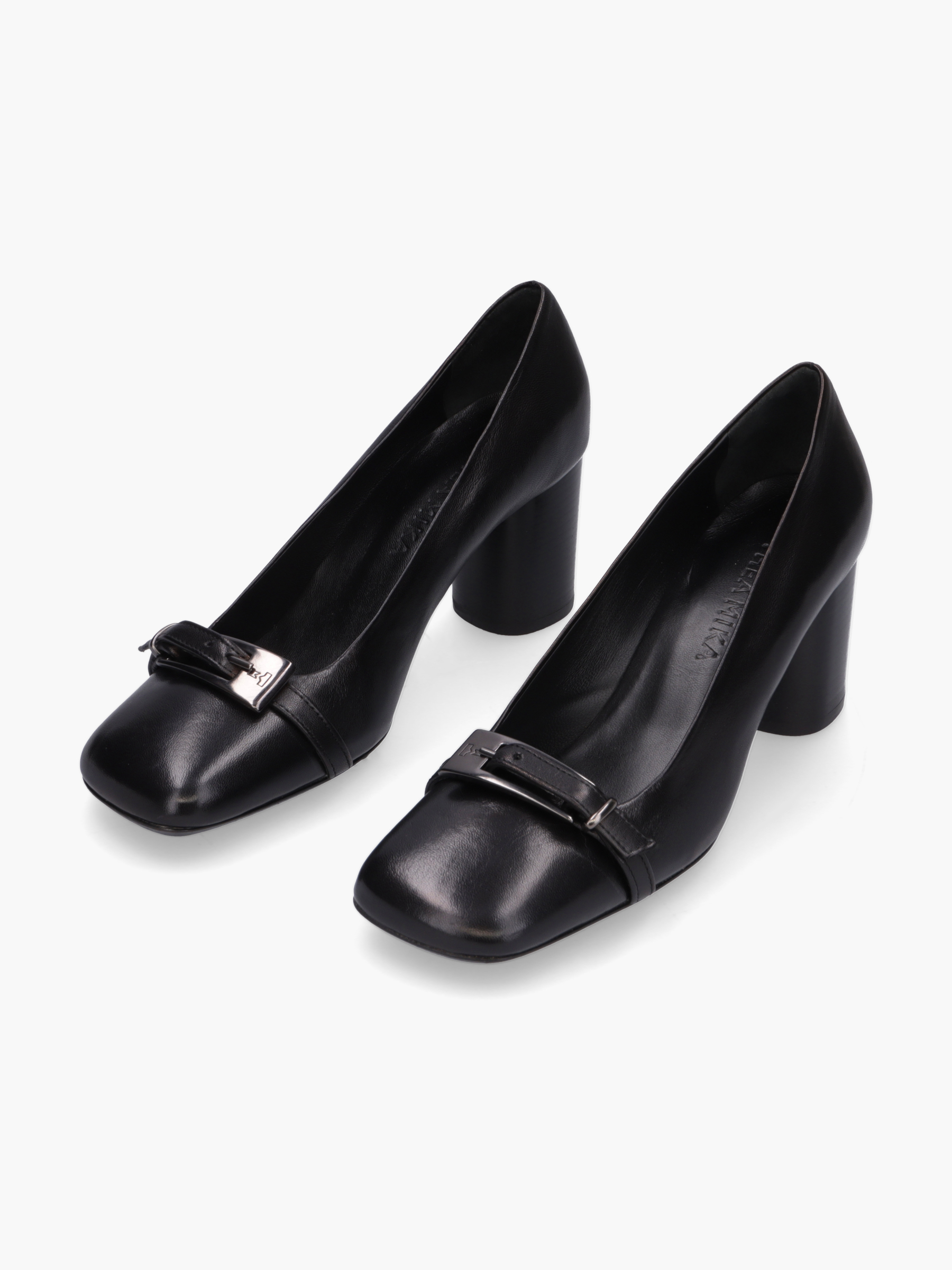 Bekleidung, Schuhwerk, Schuh, Hoher Absatz