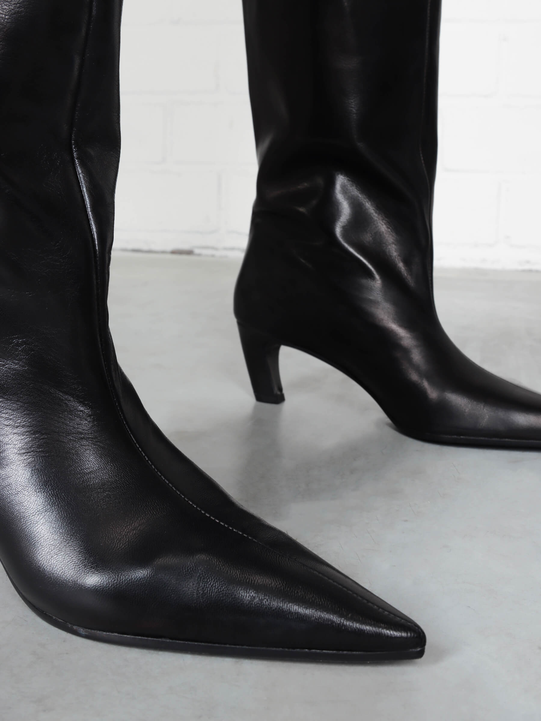 Stiefel schwarz 50 mm