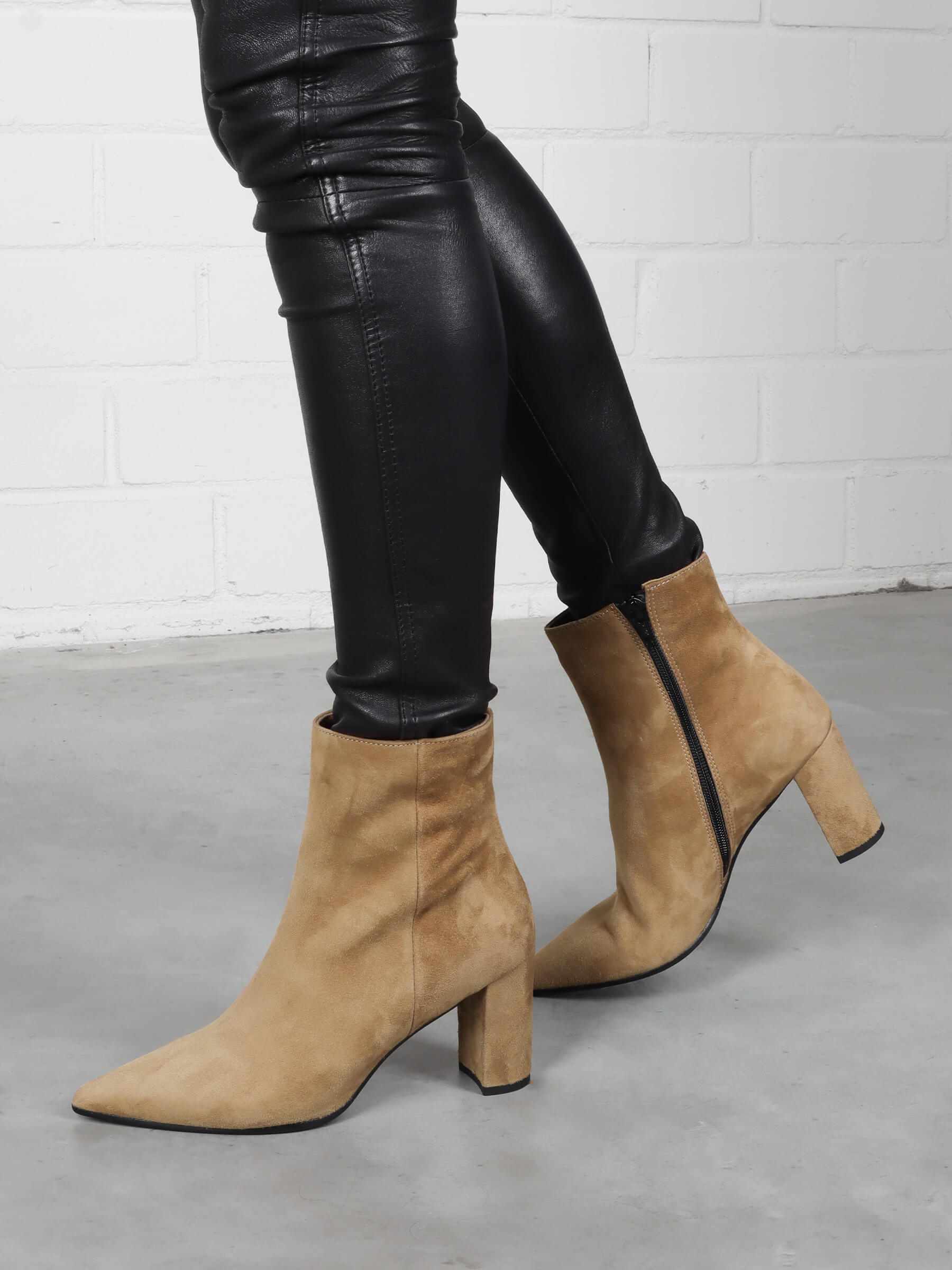 Stiefeletten nut 70 mm