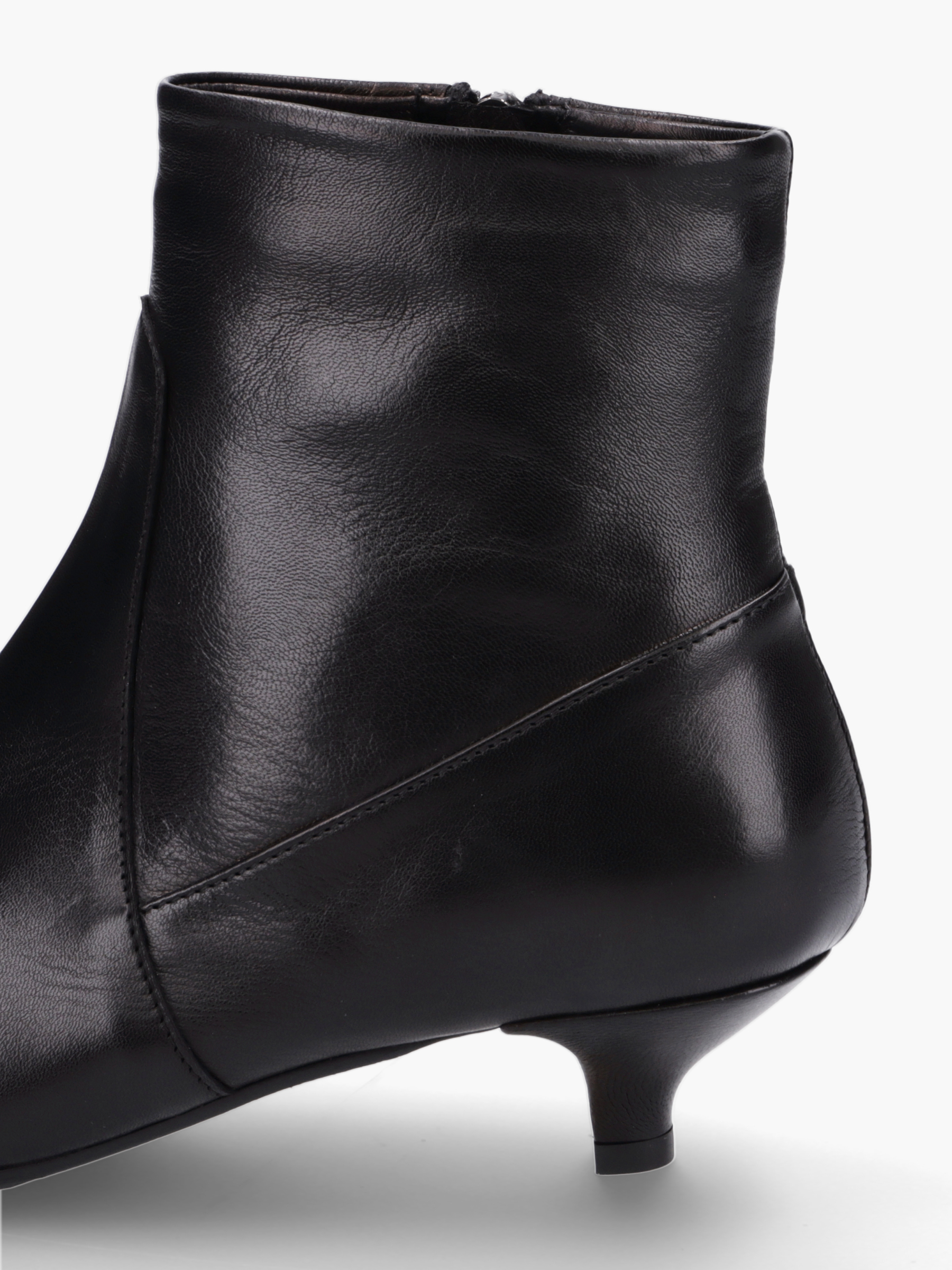 Bekleidung, Schuhwerk, Schuh, Hoher Absatz, Bekleidung, Schuhwerk, Schuh, Hoher Absatz, Bekleidung, Schuhwerk, Schuh, Hoher Absatz