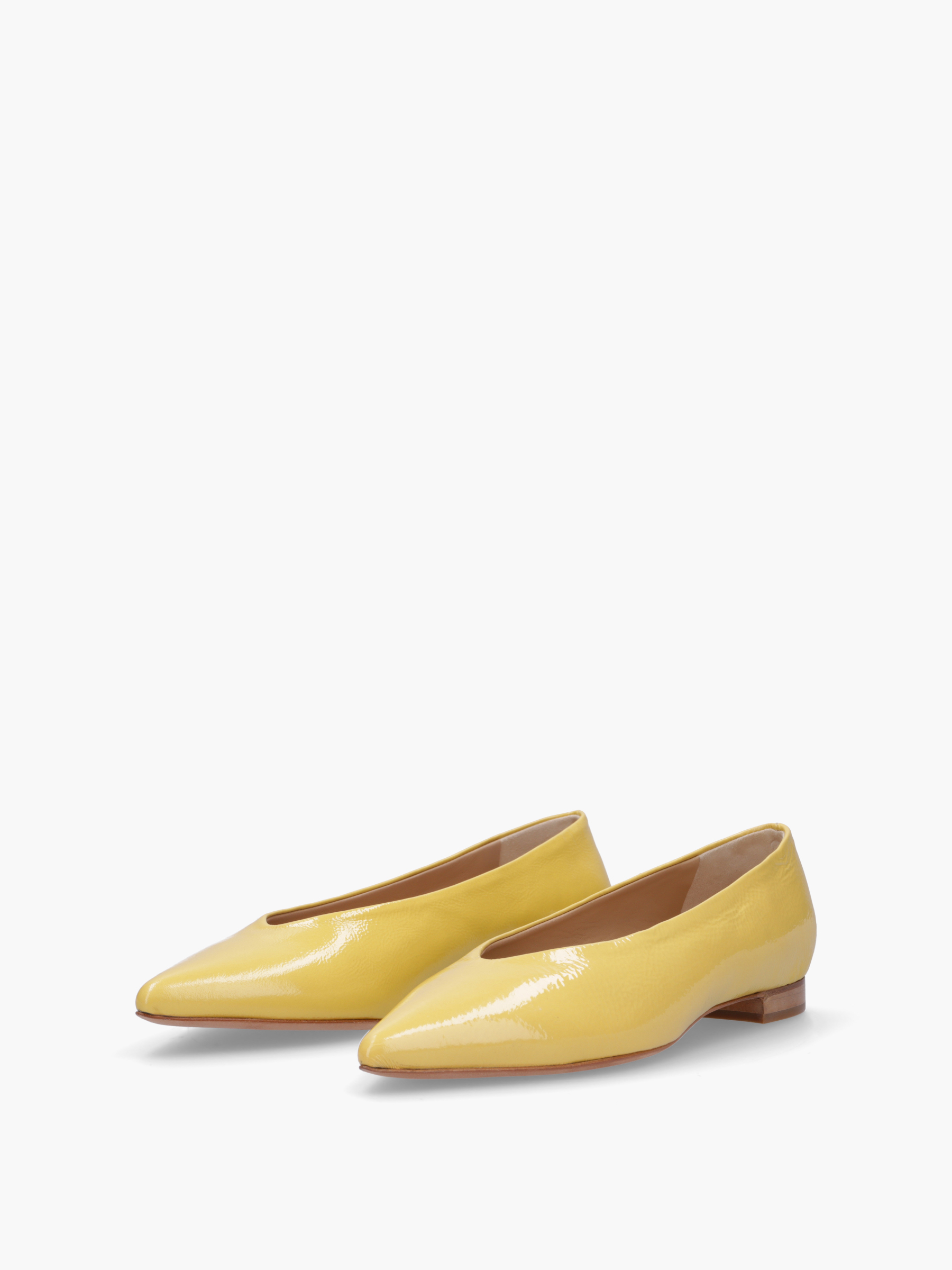 MATA-Lackleder-Gelb-TM9104F-0012-0237-Thea-Mika_2_BM Bekleidung, Schuhwerk, Schuh, Hoher Absatz, Bekleidung, Schuhwerk, Schuh, Hoher Absatz, Bekleidung, Schuhwerk, Schuh, Hoher Absatz, Bekleidung, Schuhwerk, Schuh, Hoher Absatz