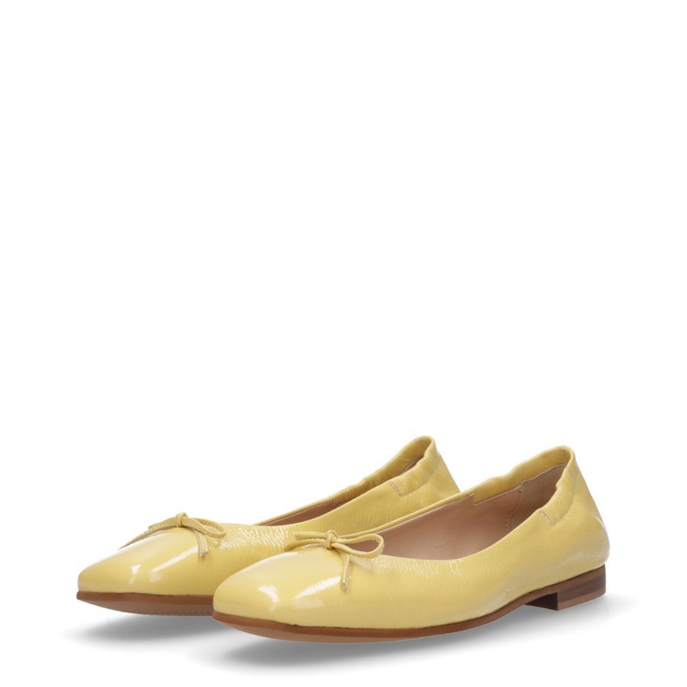 JOA-Lackleder-Gelb-TM09200-0012-0237-Thea-Mika_S Bekleidung, Schuhwerk, Schuh, Sneaker, Bekleidung, Schuhwerk, Schuh, Sneaker, Bekleidung, Schuhwerk, Schuh, Sneaker, Bekleidung, Schuhwerk, Schuh, Sneaker