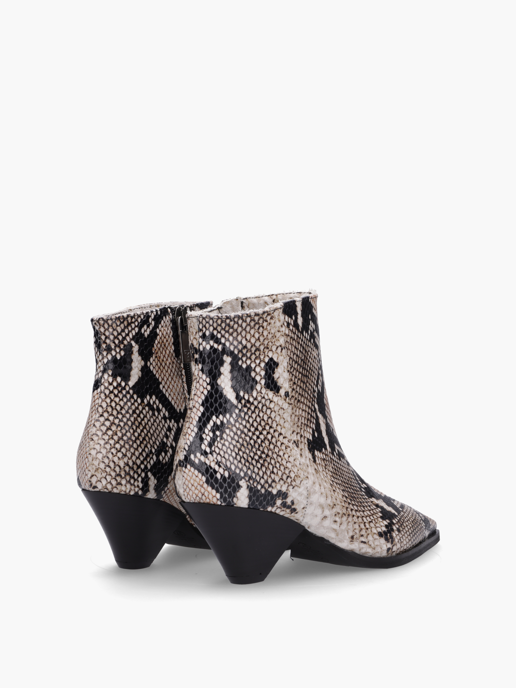 Bekleidung, Schuhwerk, Schuh, Hoher Absatz