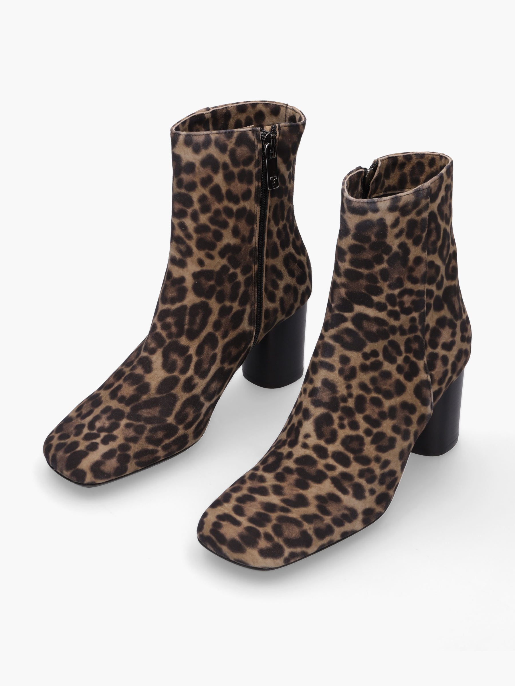 Bekleidung, Schuhwerk, Schuh, Hoher Absatz