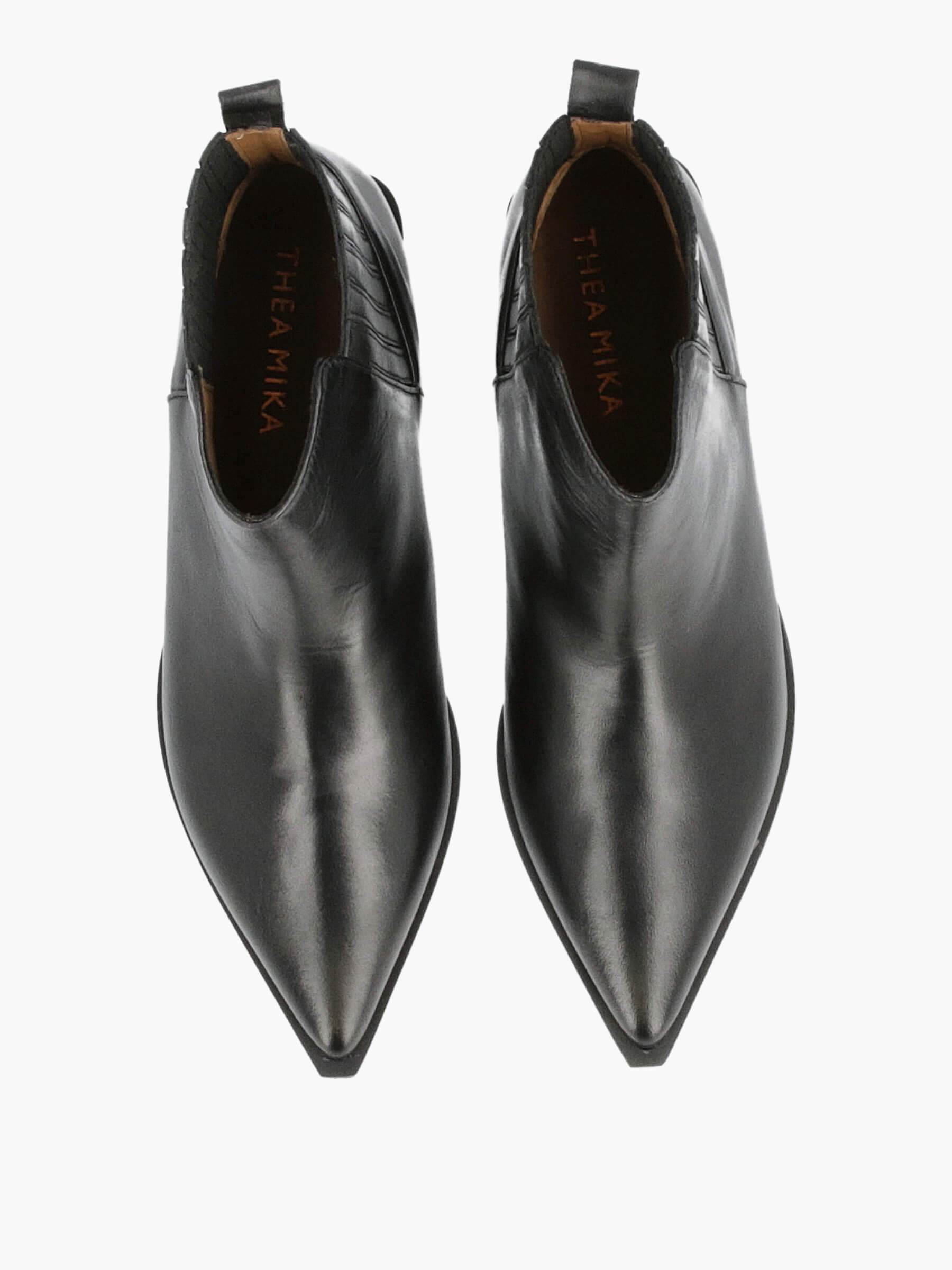 Chelsea boots black