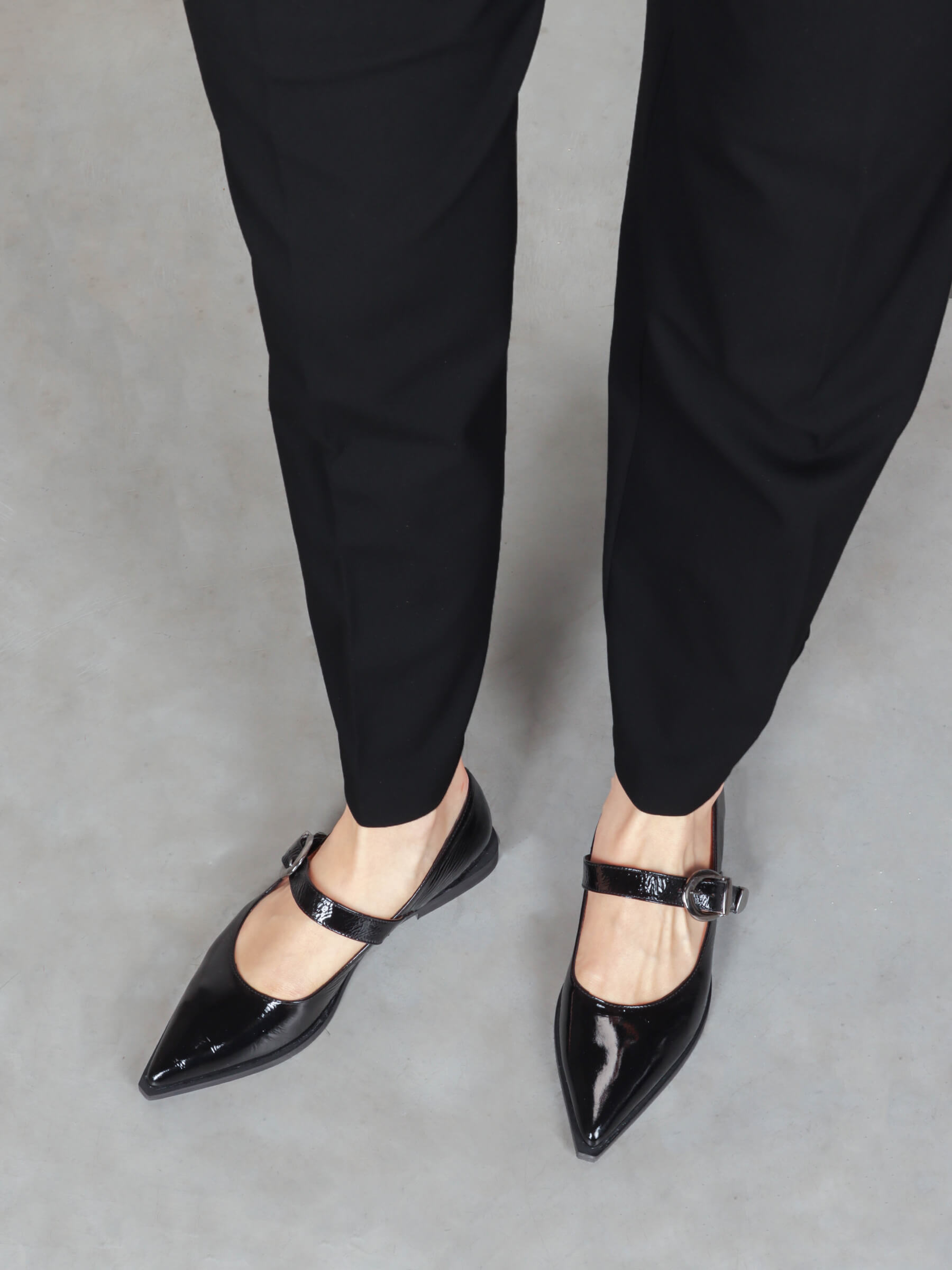 Ballerinas-schwarz-TM9118F-0012-0001-Thea-Mika_8_BM Ballerinas schwarz