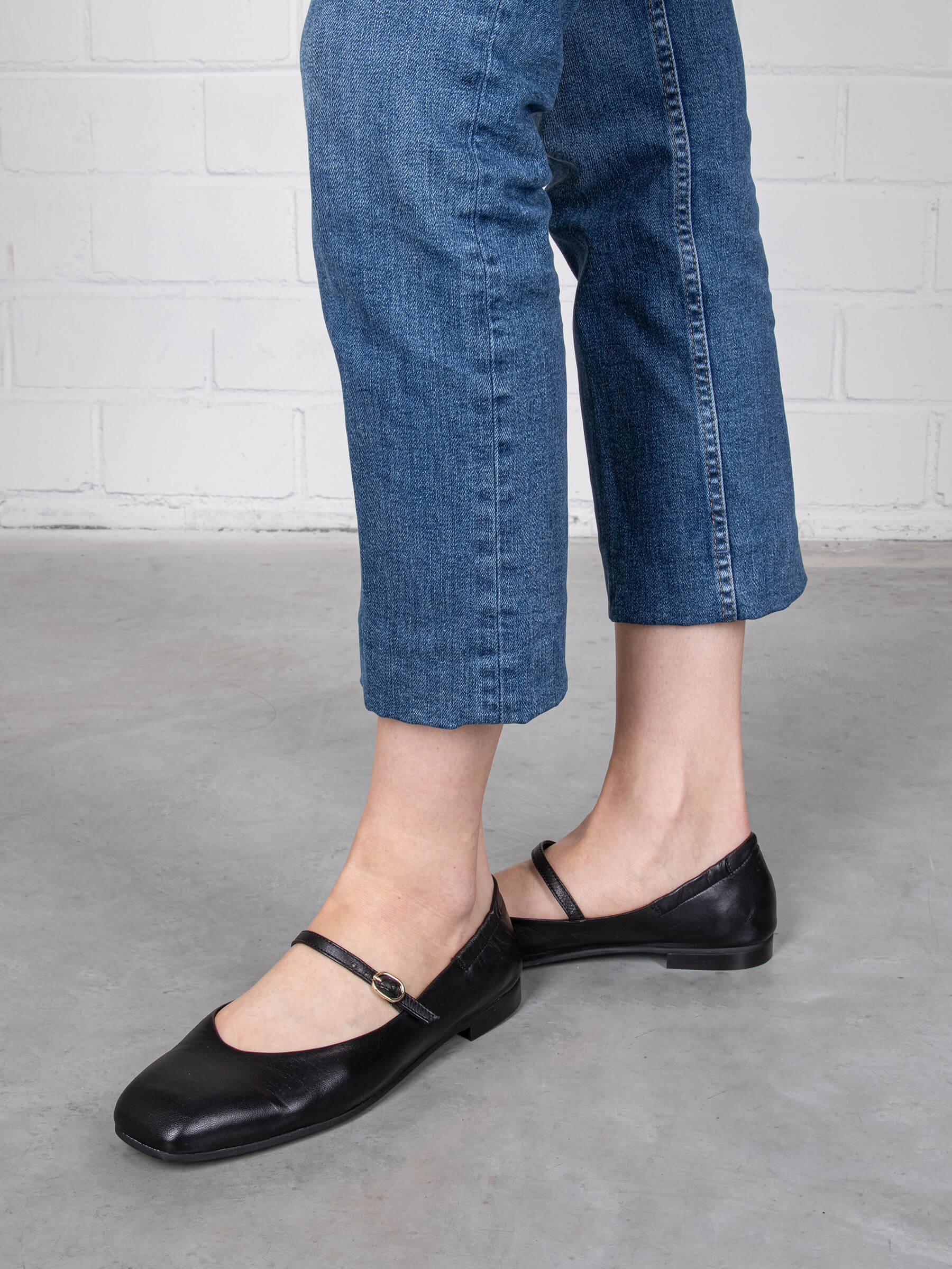 Ballerinas-schwarz-TM09201-0041-0001-Thea-Mika_7_BMrBVARlGFD8x0E Ballerinas schwarz