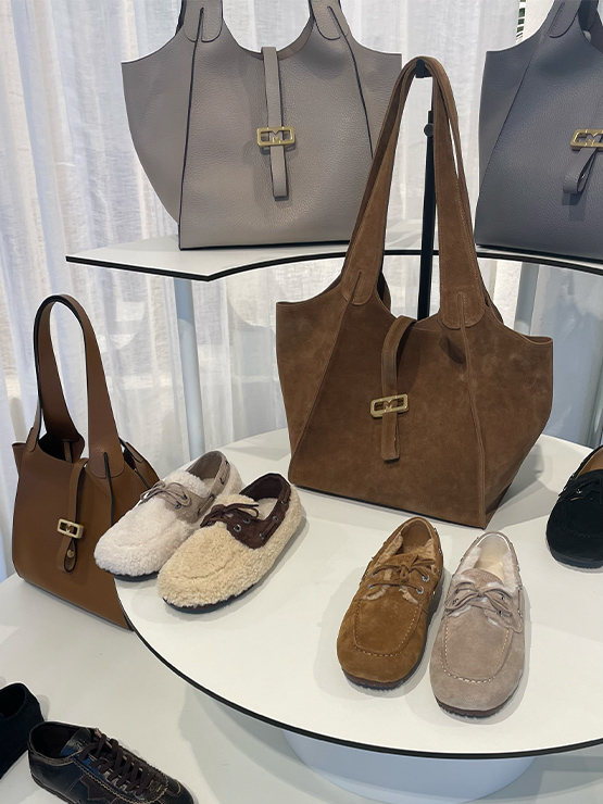 Zubehor, Tasche, Handtasche, Tragetasche, Esstisch