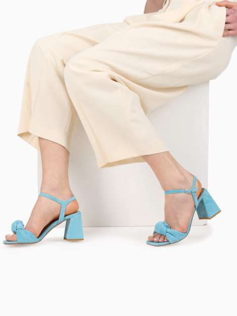 Sandalen blau 70 mm
